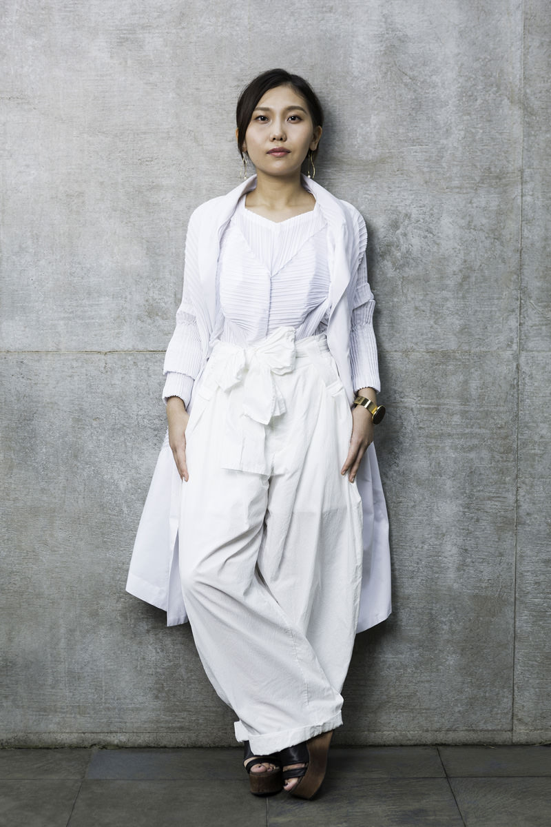 Aimi Kobayashi 小林 愛実 ARTISTS & PROJECTS KAJIMOTO