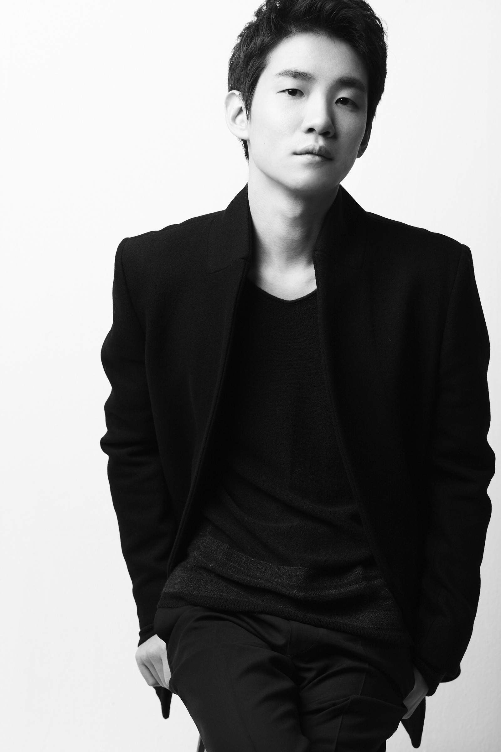Dong-Hyek Lim