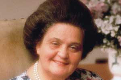 イングリット・ヘブラーの訃報に寄せて - KAJIMOTO