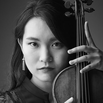 Ayana Tsuji – 辻 彩奈